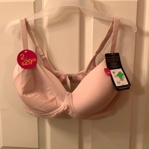 NWT 38DD Softcup Bali Bra NICE!!